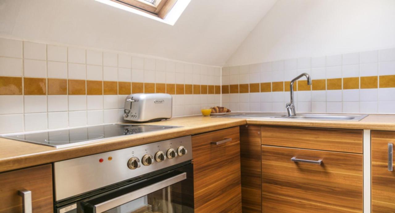 Spacious Duplex In Brussels Historical Center Eksteriør billede